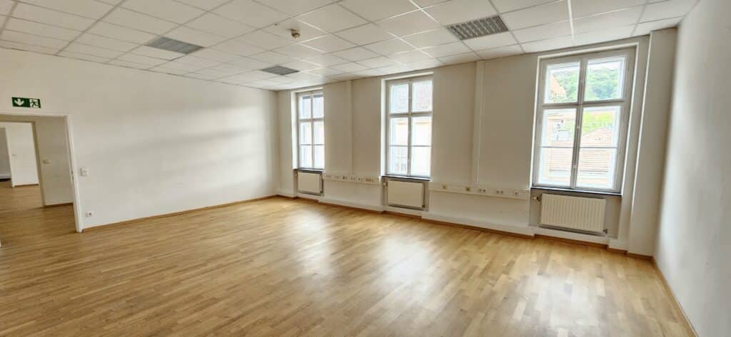 Büro im Zentrum von Mödling mit 125 m² zur Miete – Schrannenplatz Lage